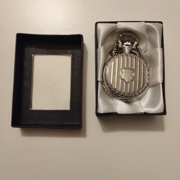 Vintage Geneva Silver-Tone Quartz Pocket Watch With Chain & Gift Box-NEW - Picture 3 of 9